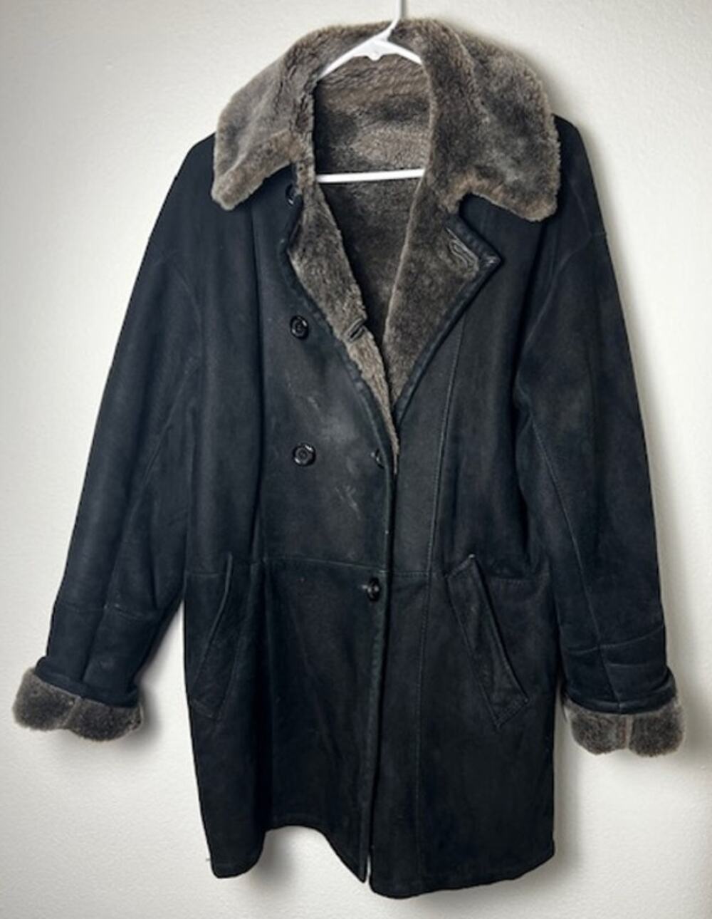 SEARLE Vintage Genuine Suede Sheared Coat Black Medium
